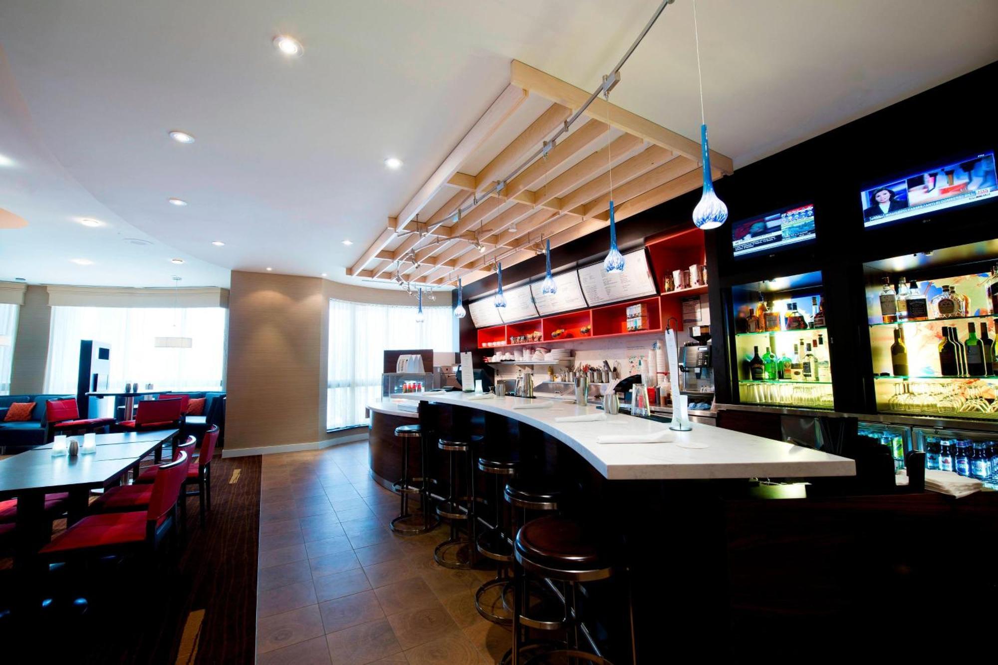 Courtyard By Marriott Mississauga-Airport Corporate Centre West Hotel Ngoại thất bức ảnh